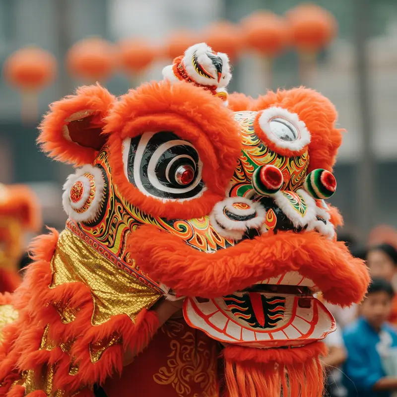 Múa lân truyền thống Việt Nam biểu diễn trong lễ hội sôi động.