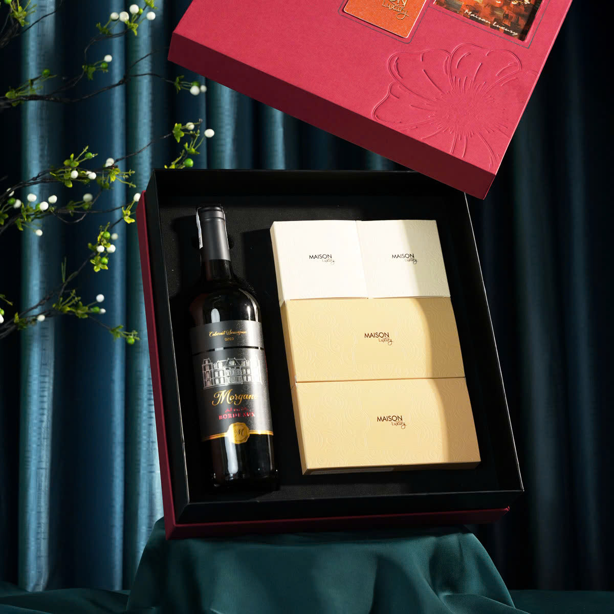 Hộp Quà Tết Maison Thanh Mai