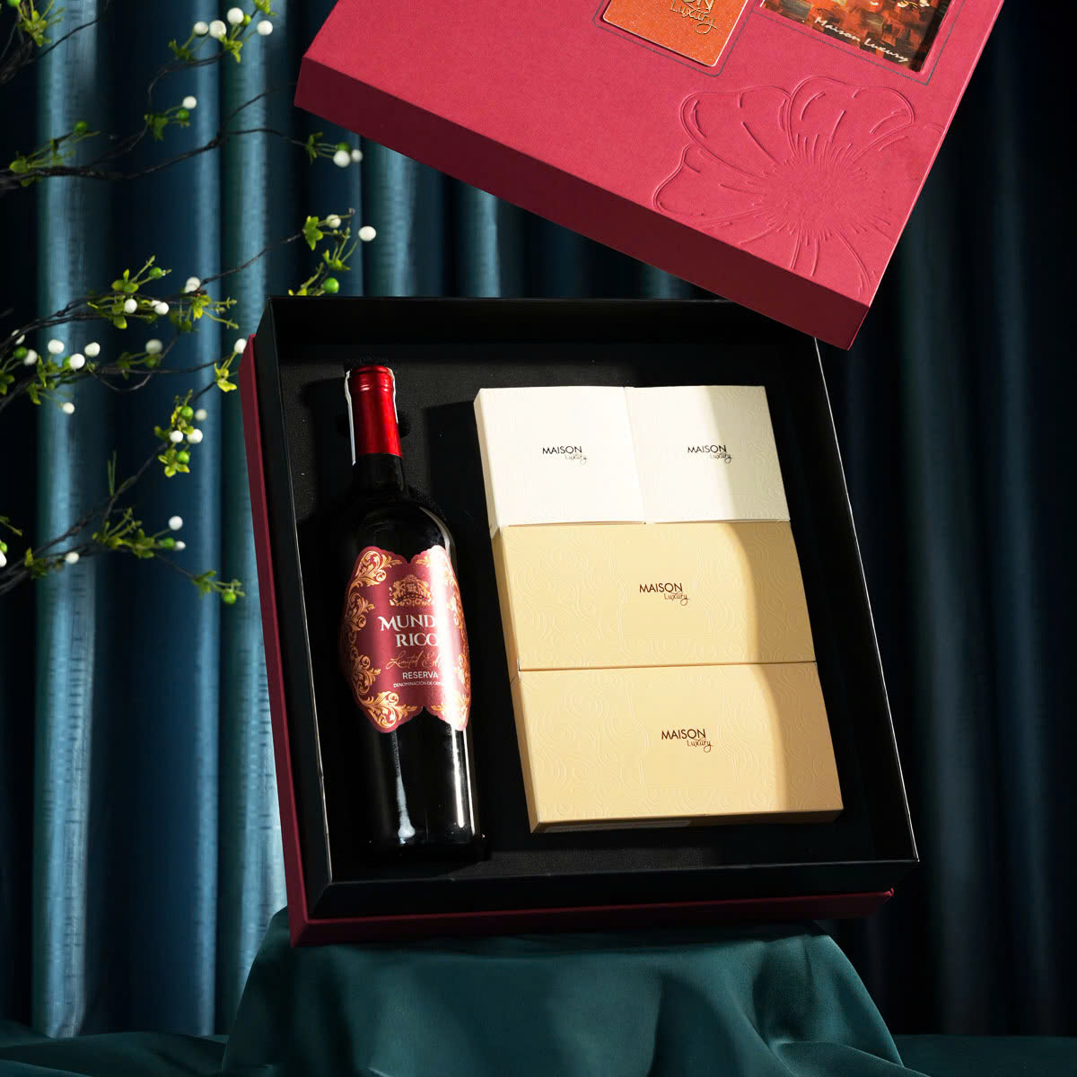 Hộp Quà Tết Maison Thanh Mai