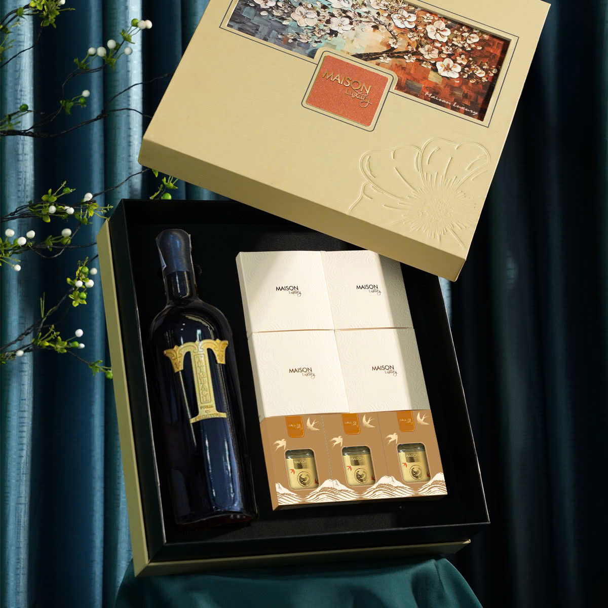 Hộp Quà Tết Maison Thanh Mai