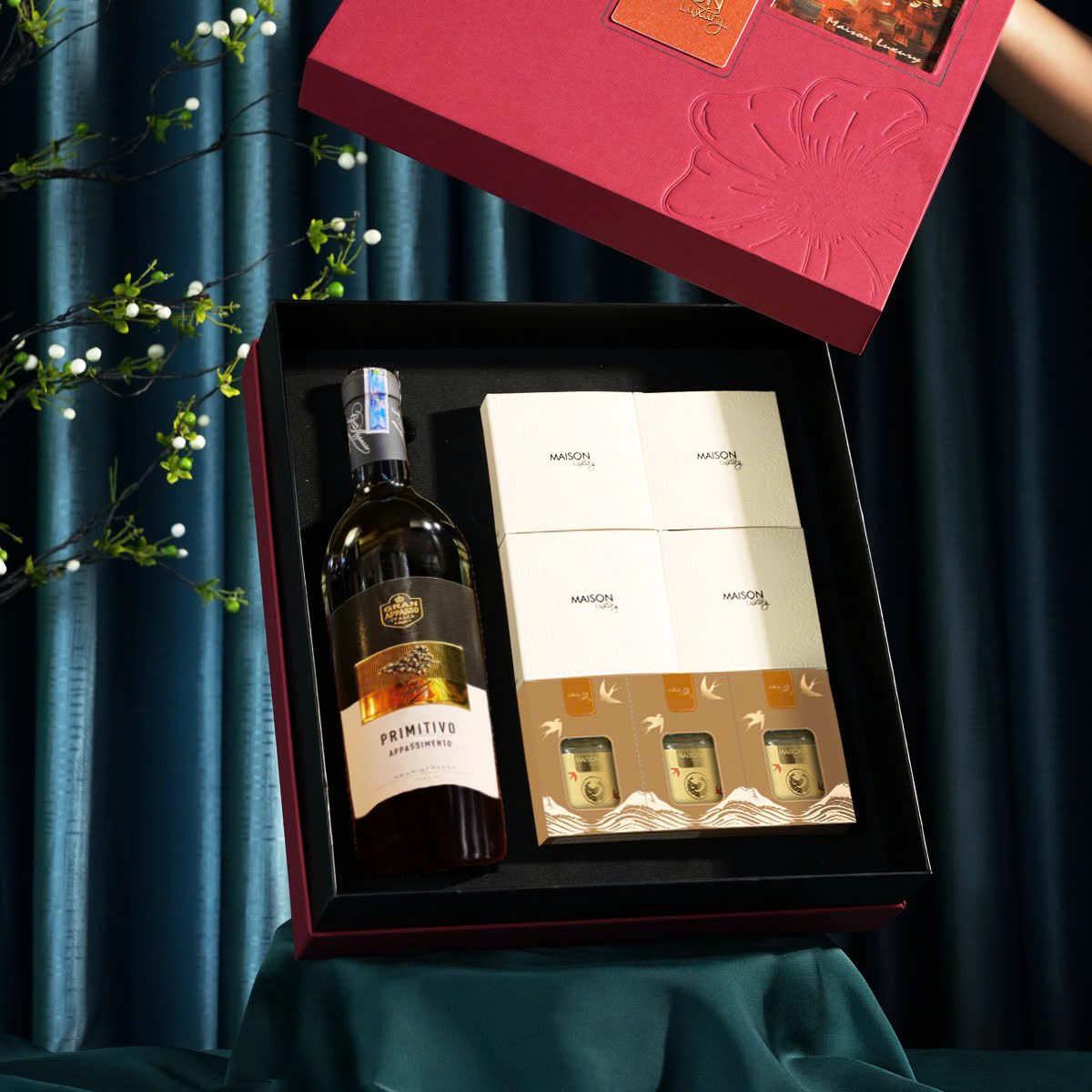 Hộp Quà Tết Maison Thanh Mai